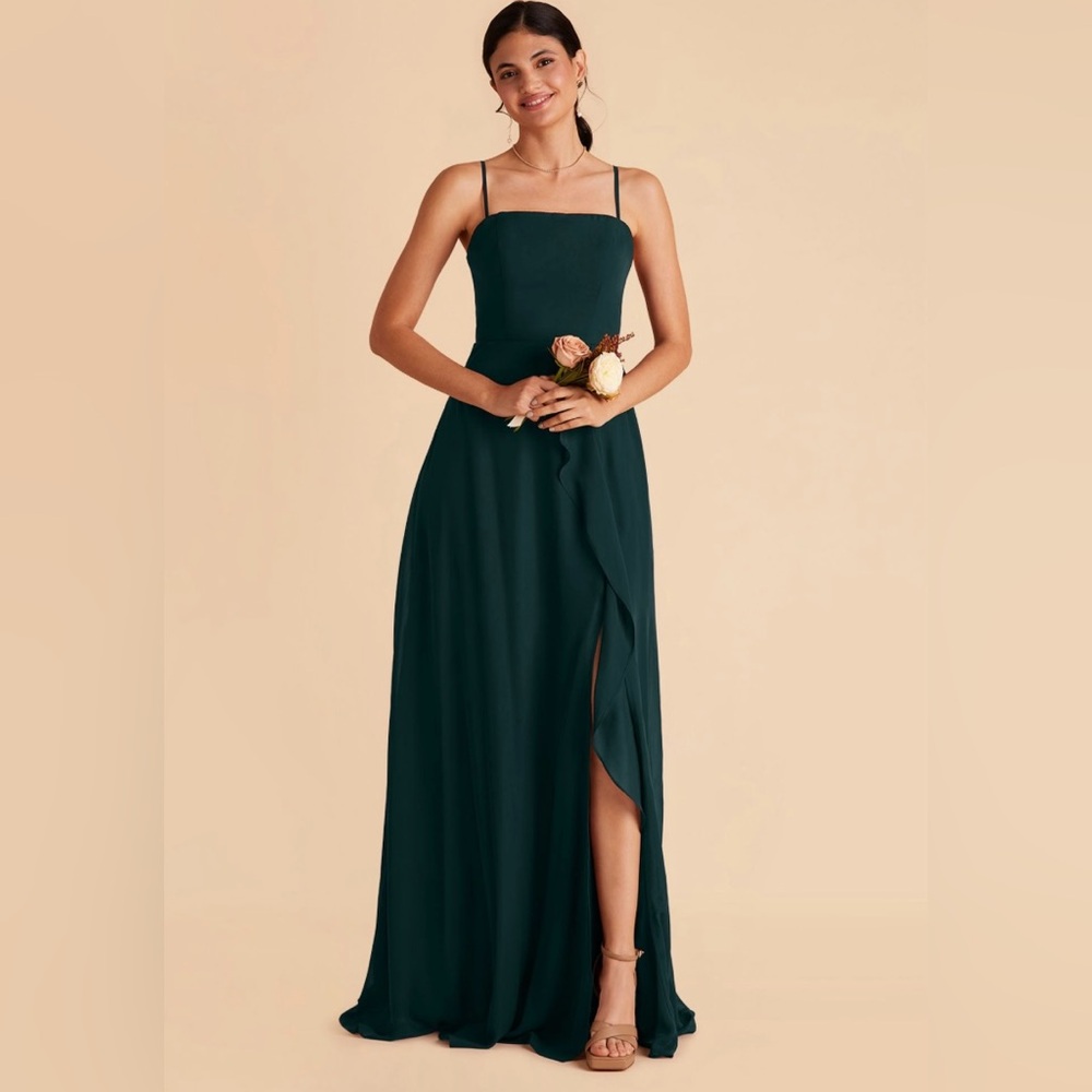 Formal Emerald Dress

Birdy Grey Chiffon Emerald Winnie Dress (discontinued)